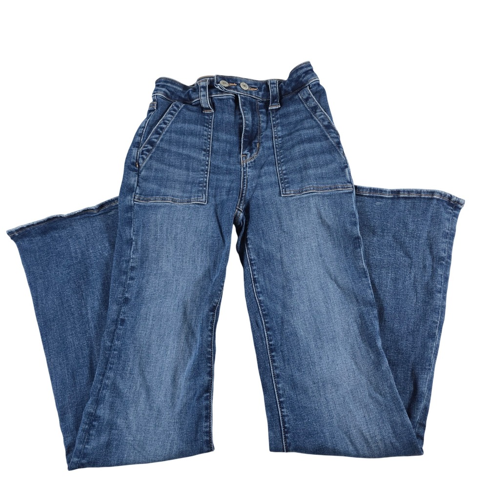 American Eagle Super High Rise Flare Jeans Medium Wash Patch Pocket Raw Hem 0 R
